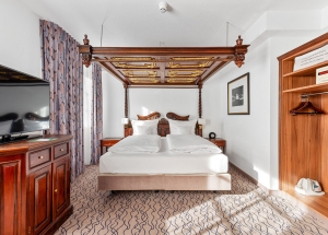 Room Room