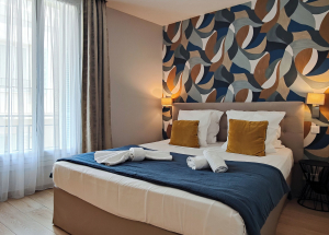 Room Room