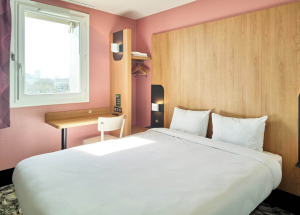 Room Room