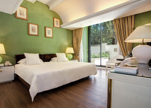 Room Room