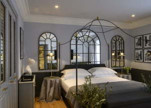 Room Room