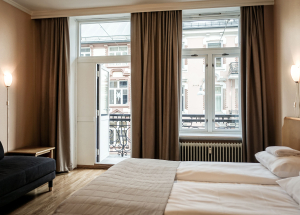 Room Room